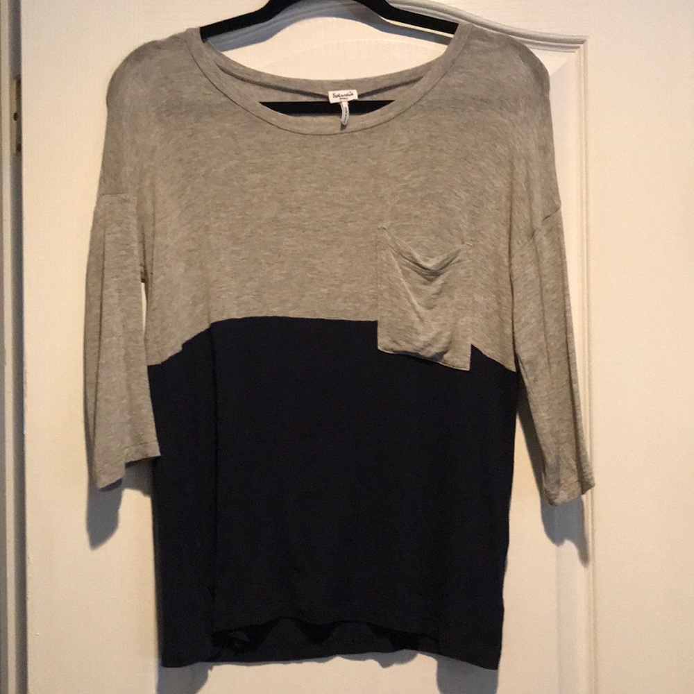 Color block never worn comfy quarter sleeve shirt